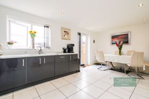 Photo 15- click for photo gallery